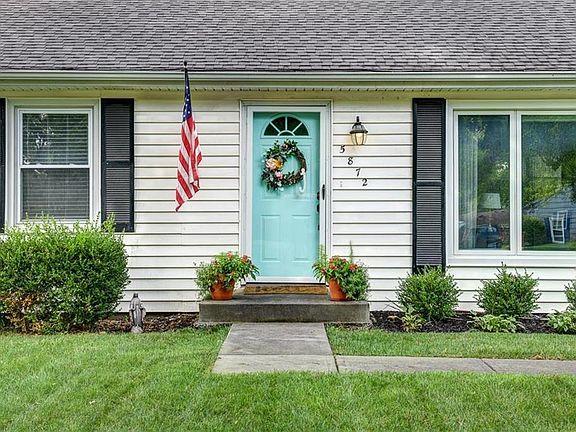 3rd image of 5872 Granada Ln
