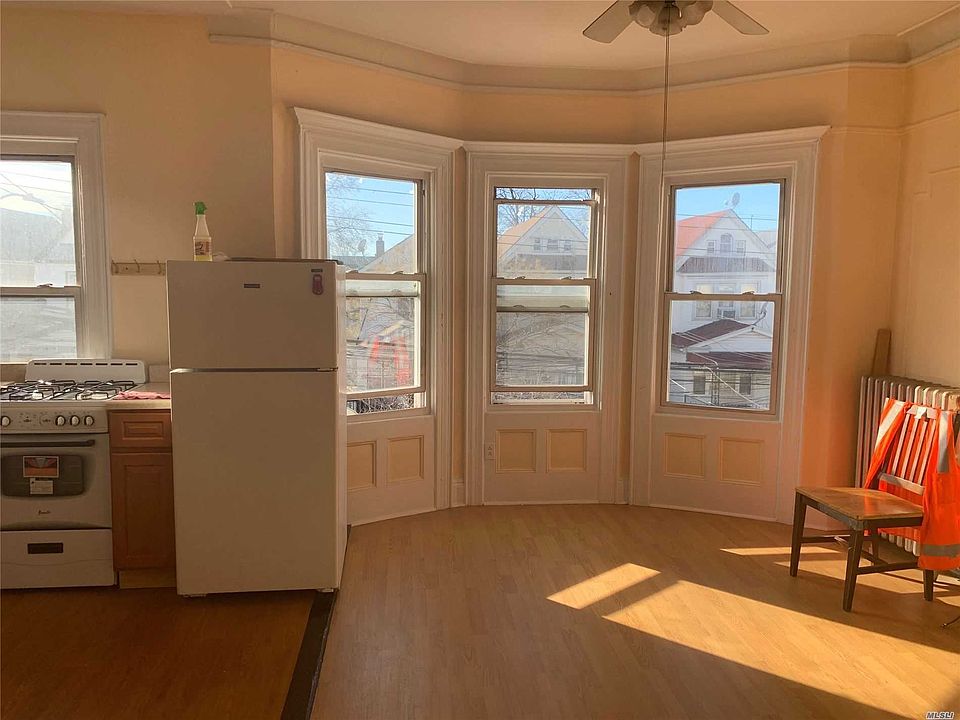 1st image of 9567 115th St Floor 2