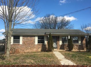 5823 Pepperhill Rd, Knoxville, TN 37921