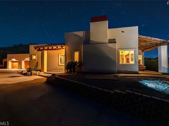 2nd image of 57045 Plaza Del Amigo