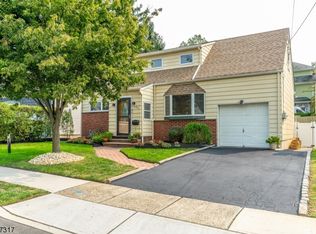 1183 Erhardt St, Union, NJ 07083