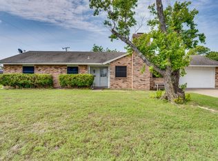 504 Westview Ter, Midlothian, TX 76065