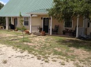 153 Mountain View Trl, Bandera, TX 78003