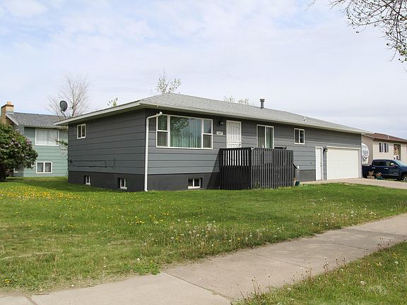 3rd image of 1107 Boulevard Ave