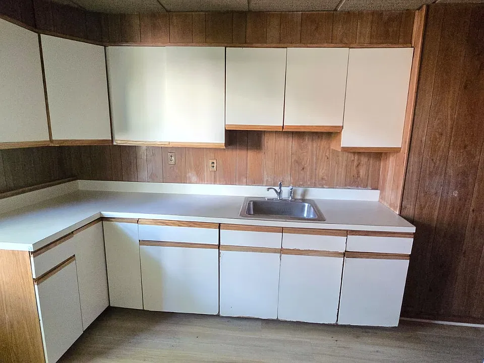 142 Bidwell Ave #1