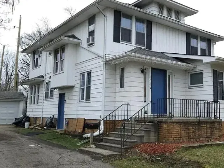 1510 Forest Hill Ave — Photo 1