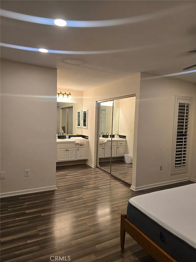 1 bed, 1.5 bath, 1554 sqft, $1,700 — Photo 4