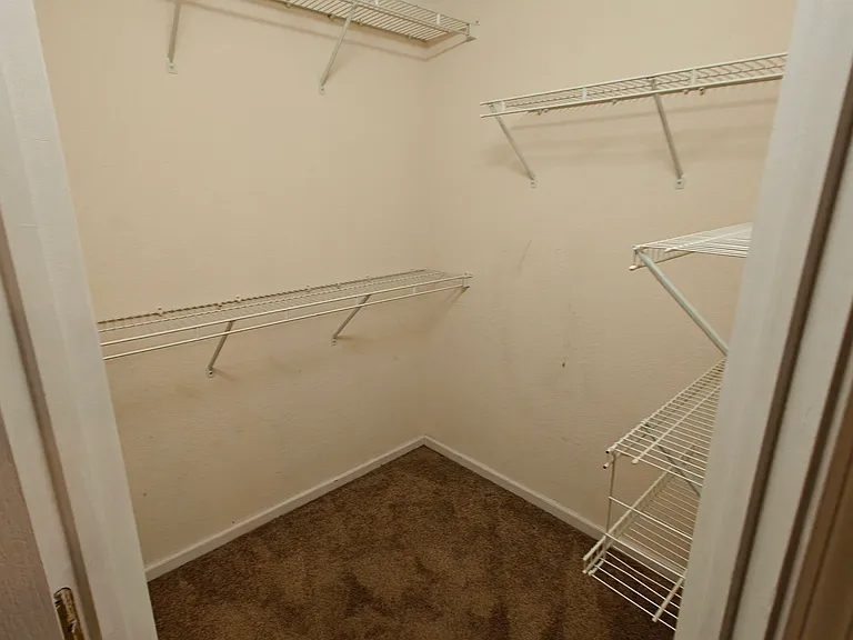 1510 Sylvia Ct — Photo 18
