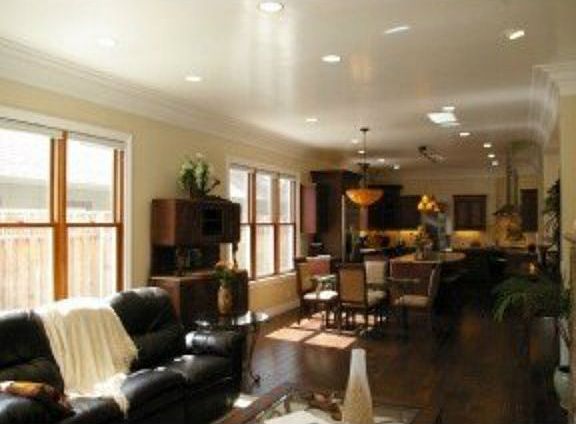 3rd image of 946 Terra Bella Ave