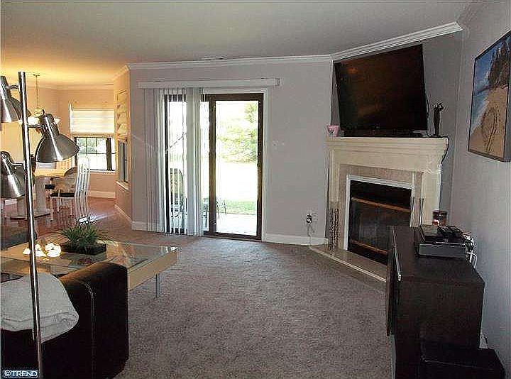 Family Room 4