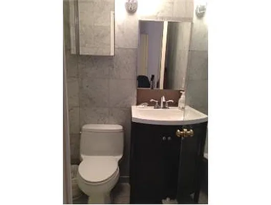 Rented by Douglas Elliman | media 35