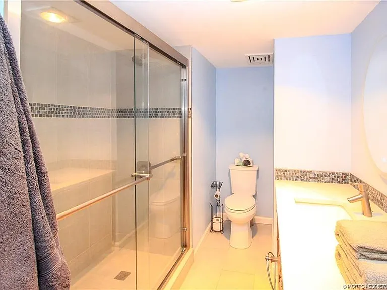 2641 NE Ocean Blvd #101 — Photo 15