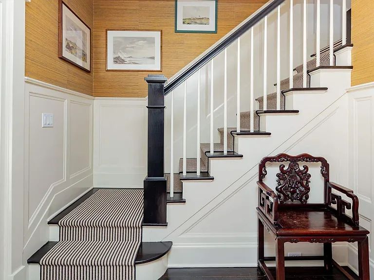 17 Wainscott Stone Rd — Photo 14