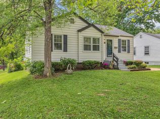 1045 Sanders Dr, Saint Louis, MO