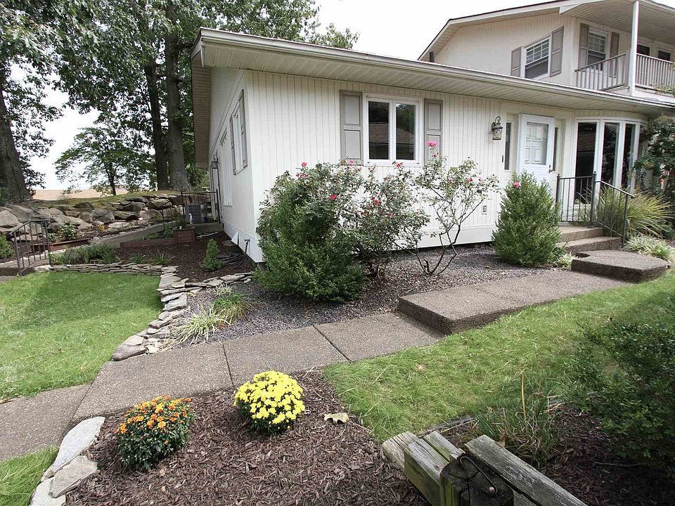 1st image of 11551 Village Ln