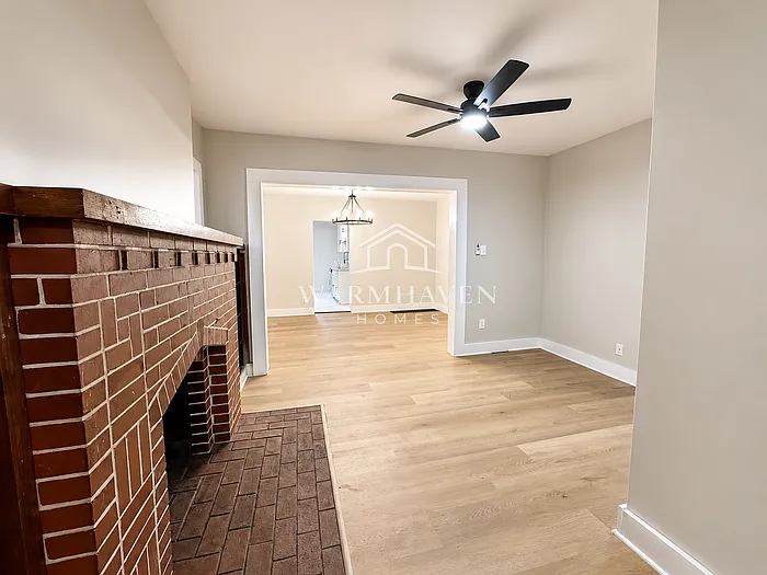 1263 W Waterloo Rd — Photo 6