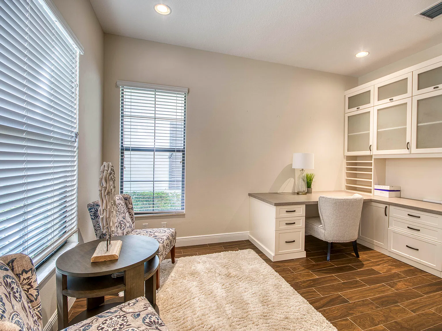 5 bed, 6.0 bath, 3698 sqft, $8,000 — Photo 3