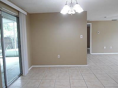 4th image of 23148 Ajax Ave