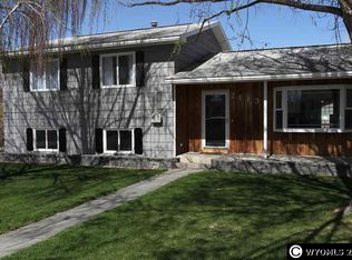 2113 Gregg Ave, Worland, WY 82401