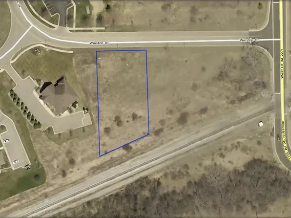 216 Winston Dr, Marshall, MI 49068