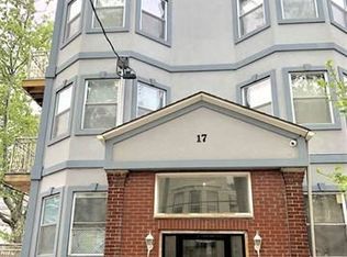 17 Liberty Ave #2L, Jersey City, NJ 07306