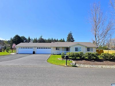 60 Falcon Rd, Sequim, WA, 98382