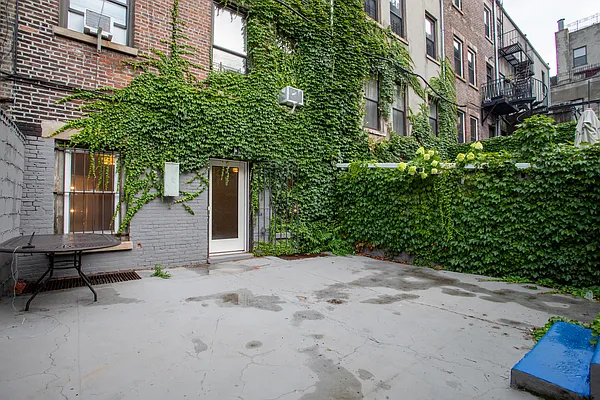 Rented by Bond New York | media 1