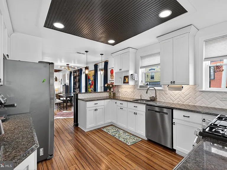 3200 Fleet St — Photo 11