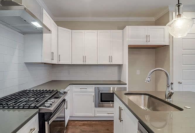 2nd image of 1106A 57th Ave N
