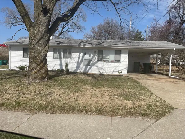 2125 Jerome Ln, Cahokia, IL 62206