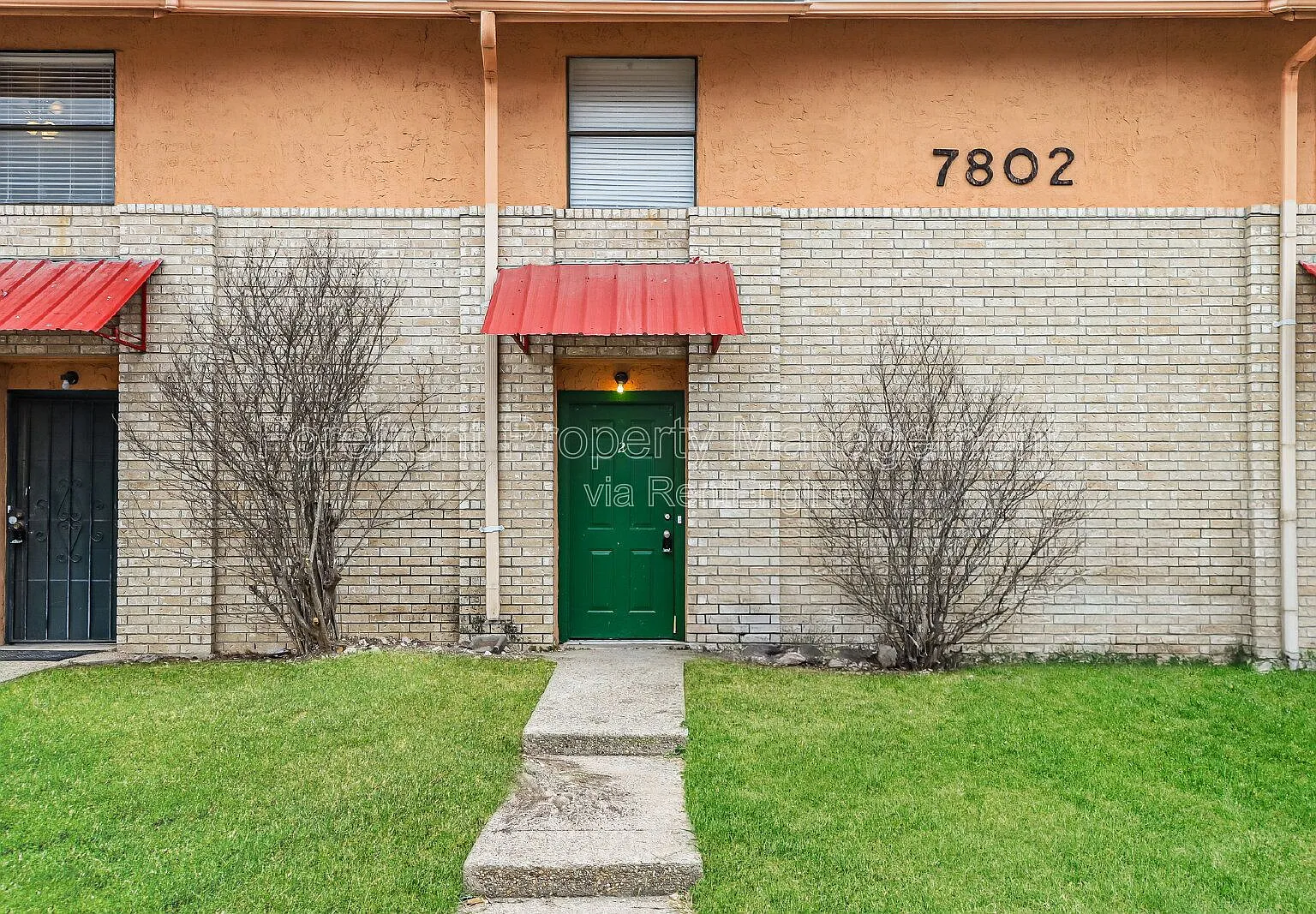 2 bed, 2.5 bath, $1,100 — Photo 1