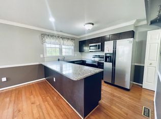 20400 Lindos Ct, Gaithersburg, MD 20886