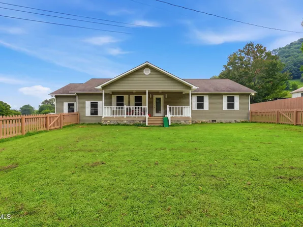 419 Cove Creek Rd, Roan Mountain, TN 37687