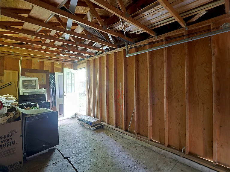 6118 Prentice St — Photo 49
