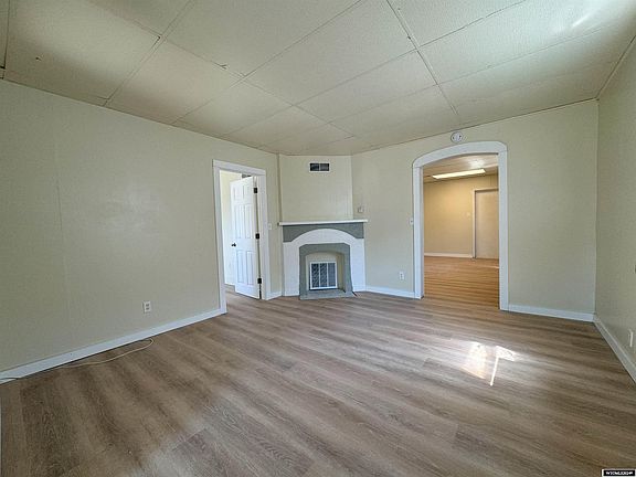 3rd image of 429 Elias Ave