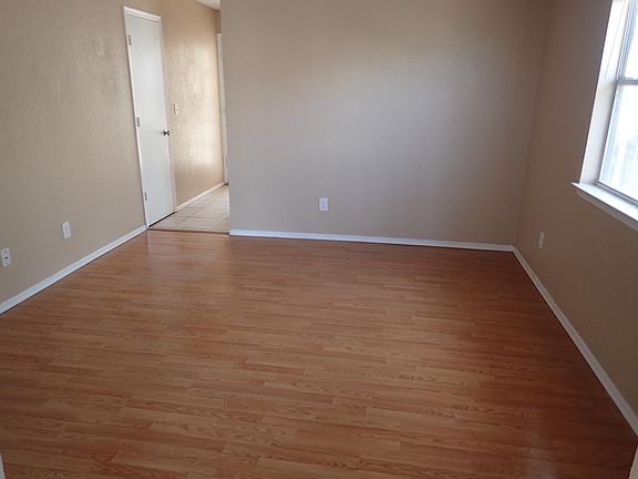 3rd image of 12316 Bill Mitchell Dr