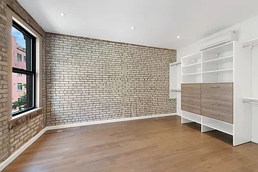 Rented by Places NYC