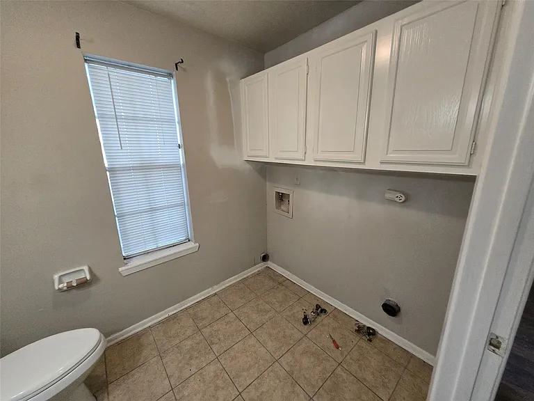 7942 Grow Ln — Photo 7