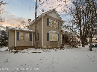 4211 Cooper Rd, Stockbridge, MI 49285