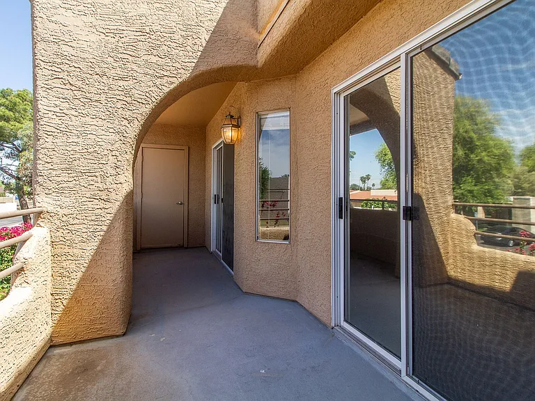 3845 E Greenway Rd #213 — Photo 17