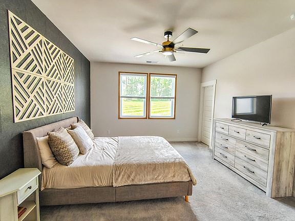 5th image of 317 Gingerwood Ln