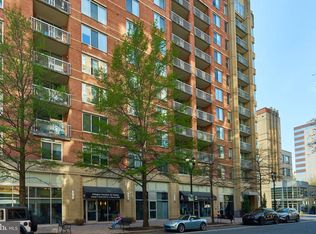 1020 N Highland St Unit 422, Arlington, VA