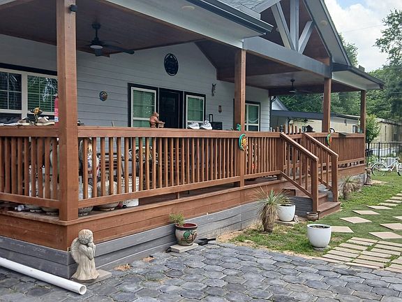 3rd image of 16514 Green Manor Dr