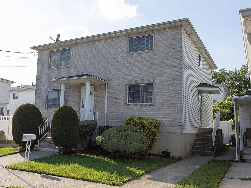 1st image of 53 Foch Ave