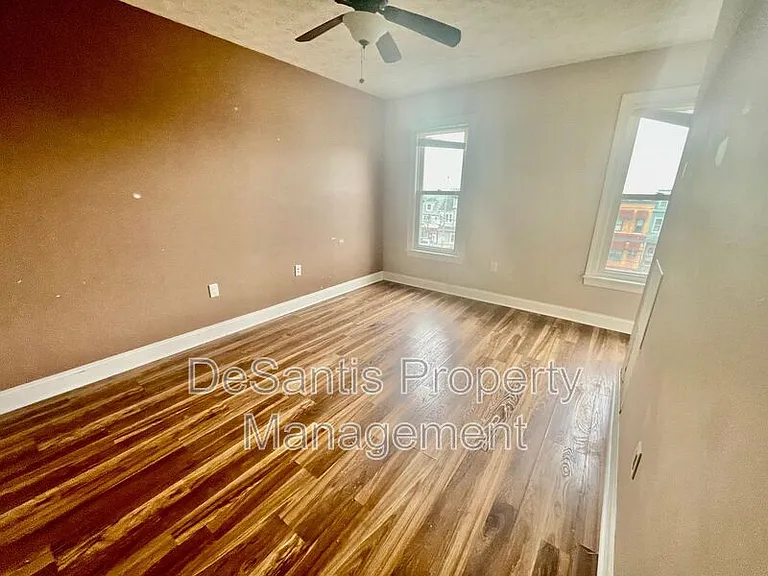 2302 Baltic Way — Photo 11