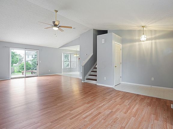 3rd image of 5740 Westbank Dr