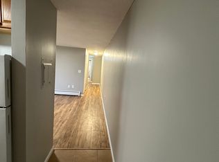 45 Jefferson Rd, Branford, CT 06405