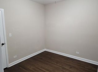 706 E 78th St #1, Chicago, IL 60619