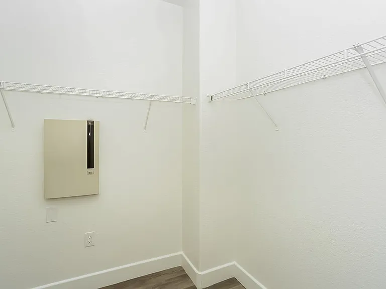 8276 Brilliant Pompon Pl — Photo 11