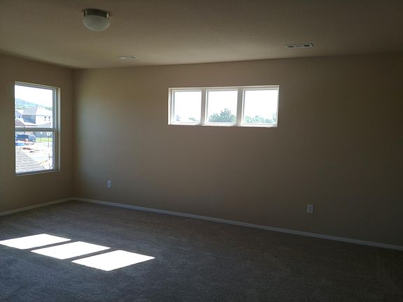 Big bonus room upstairs